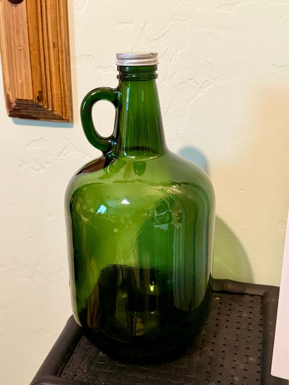 Vintage Emerald Green Glass 1 Gallon Jug with Screw Top Lid